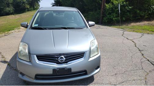 2010 Nissan Sentra 2