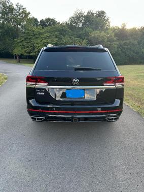 Black 2021 Volkswagen Atlas 3.6L SEL R-Line