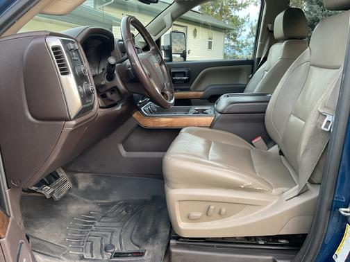 Blue 2015 Chevrolet Silverado 2500 LTZ