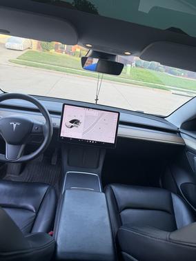 White 2021 Tesla Model 3 Standard Range Plus