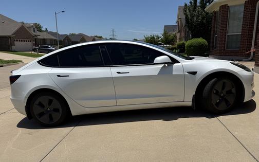 White 2021 Tesla Model 3 Standard Range Plus