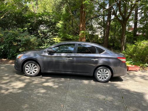 Gray 2014 Nissan Sentra SV