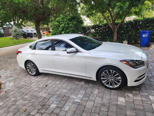 White 2017 Genesis G80 3.8