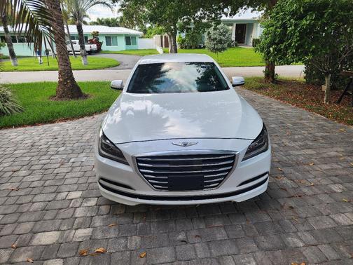 White 2017 Genesis G80 3.8