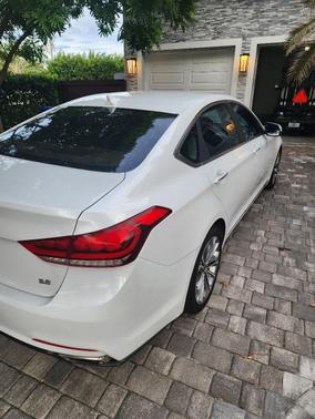 White 2017 Genesis G80 3.8