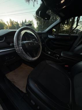 Black 2023 Jeep Grand Cherokee L Altitude
