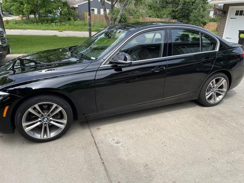 2018 BMW 330 i xDrive
