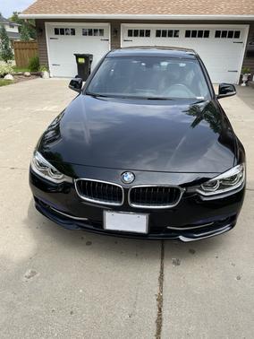 2018 BMW 330 i xDrive