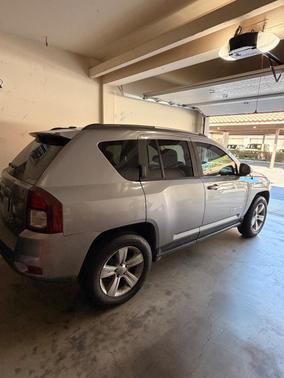 Silver 2016 Jeep Compass Latitude