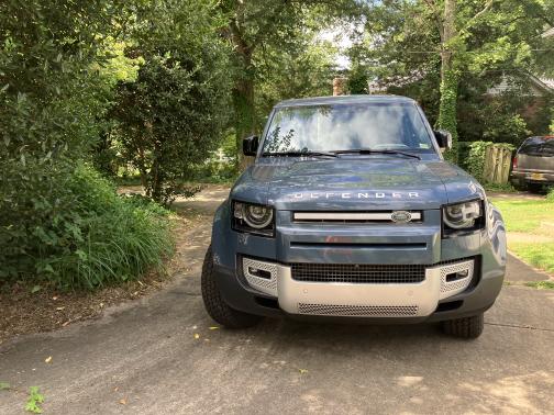 2024 Land Rover Defender 110 P400 S
