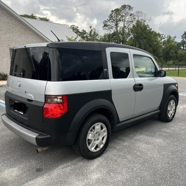 Silver 2007 Honda Element LX