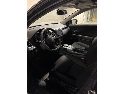 Gray 2018 Honda HR-V EX