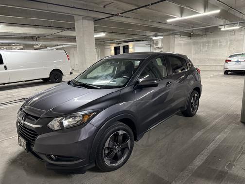 Gray 2018 Honda HR-V EX