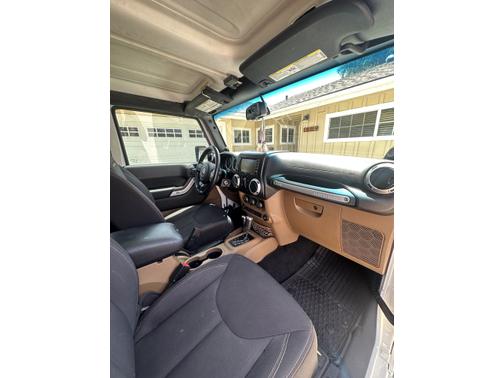2014 Jeep Wrangler Sahara