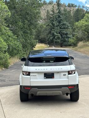 White 2014 Land Rover Range Rover Evoque Pure