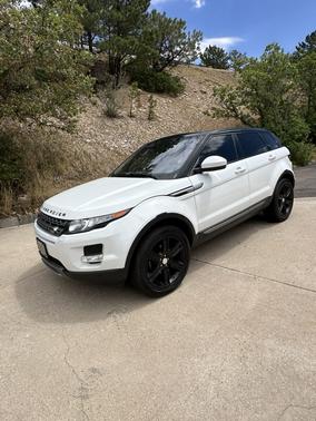 White 2014 Land Rover Range Rover Evoque Pure