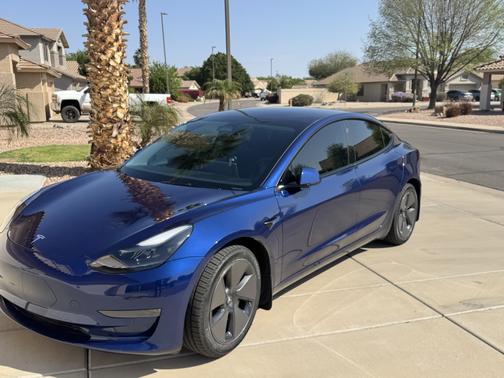 2023 Tesla Model 3 Base