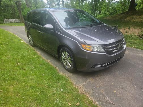Gray 2014 Honda Odyssey EX