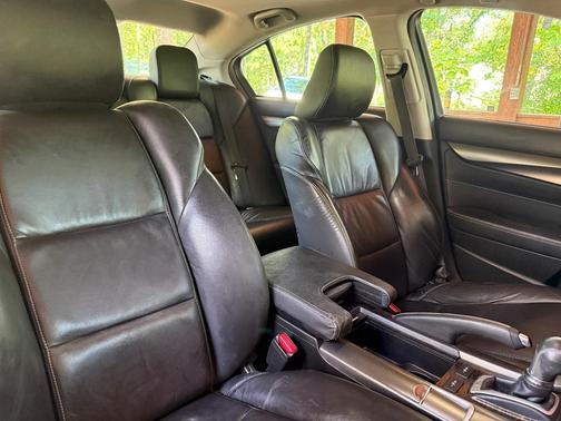 White 2013 Acura TL 3.5