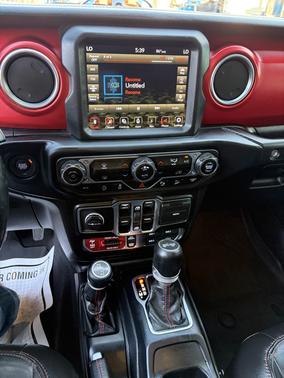 Silver 2021 Jeep Wrangler Unlimited Rubicon