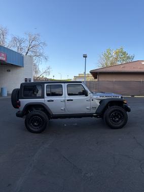 Silver 2021 Jeep Wrangler Unlimited Rubicon