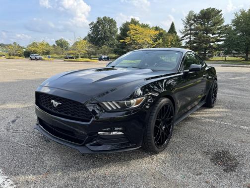 2017 Ford Mustang V6