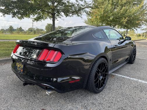 2017 Ford Mustang V6