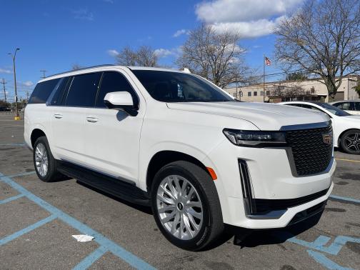 2023 Cadillac Escalade ESV Luxury