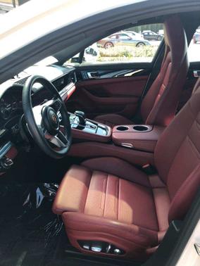 2020 Porsche Panamera Panamera