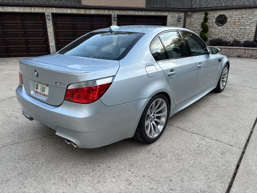 2007 BMW M5 Base