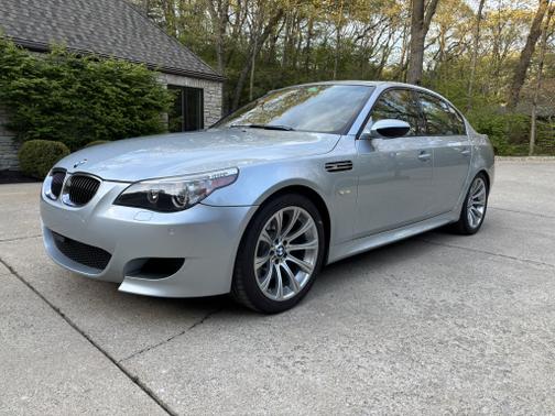 2007 BMW M5 Base