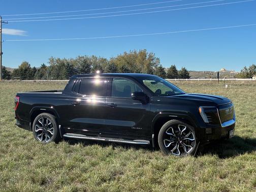 Black 2025 GMC Sierra EV Extended Range Denali