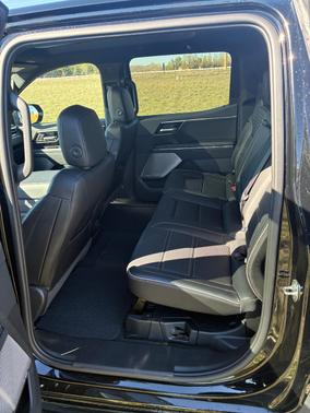 Black 2025 GMC Sierra EV Extended Range Denali