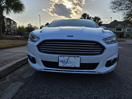 2016 Ford Fusion Hybrid SE