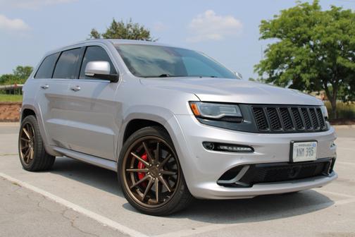 Silver 2014 Jeep Grand Cherokee SRT