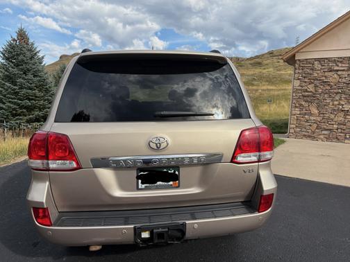 2011 Toyota Land Cruiser Base
