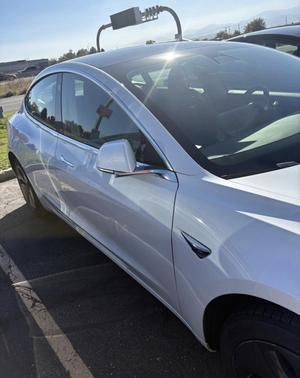 2019 Tesla Model 3 Standard Range