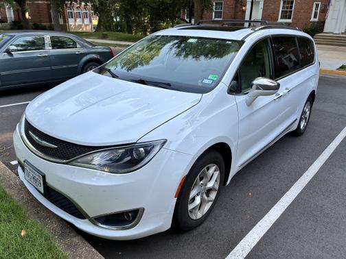 2020 Chrysler Pacifica Limited