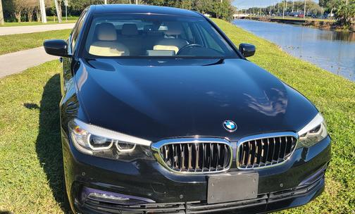 2017 BMW 530 i xDrive