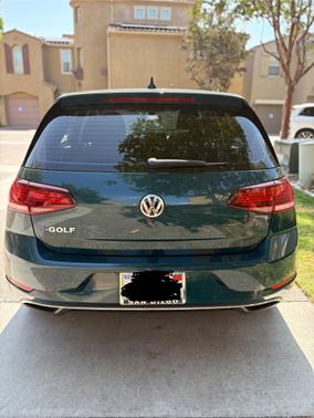 2017 Volkswagen e-Golf SE