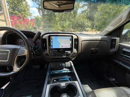 White 2015 GMC Sierra 1500 Denali