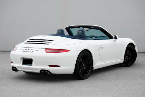 2013 Porsche 911 911 Carrera S Cabriolet