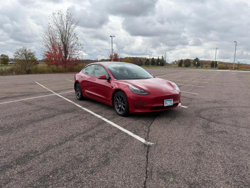 2022 Tesla Model 3 Long Range