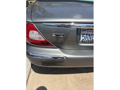 2005 Jaguar XJ8 Base