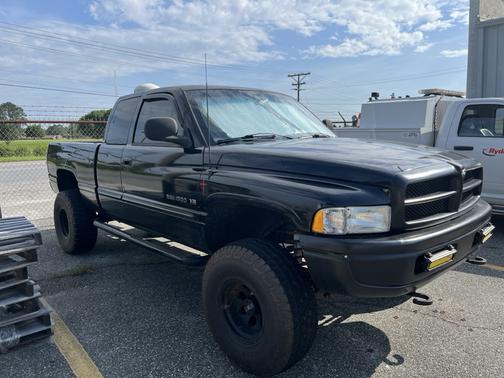 1998 Dodge Ram 1500 Club Cab
