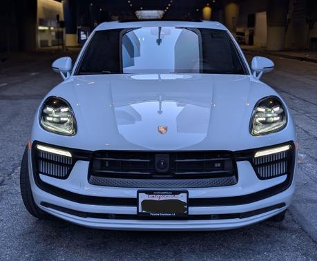 2023 Porsche Macan Macan S