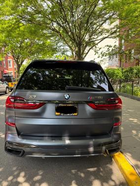Gray 2021 BMW X7 M50i