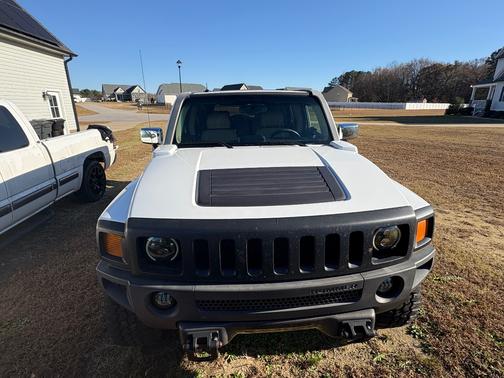 2007 Hummer H3 Base