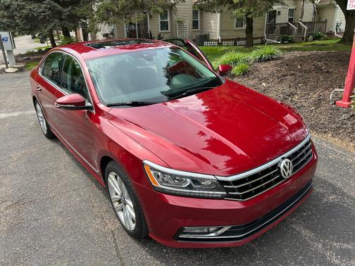 Red 2017 Volkswagen Passat 1.8T SEL Premium