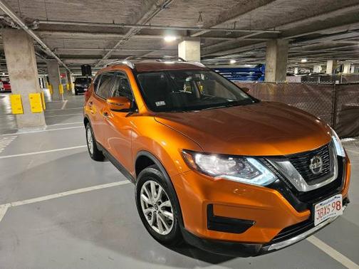2020 Nissan Rogue SV